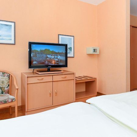 Hotel-Pension Stoertebeker Bensersiel Eksteriør bilde