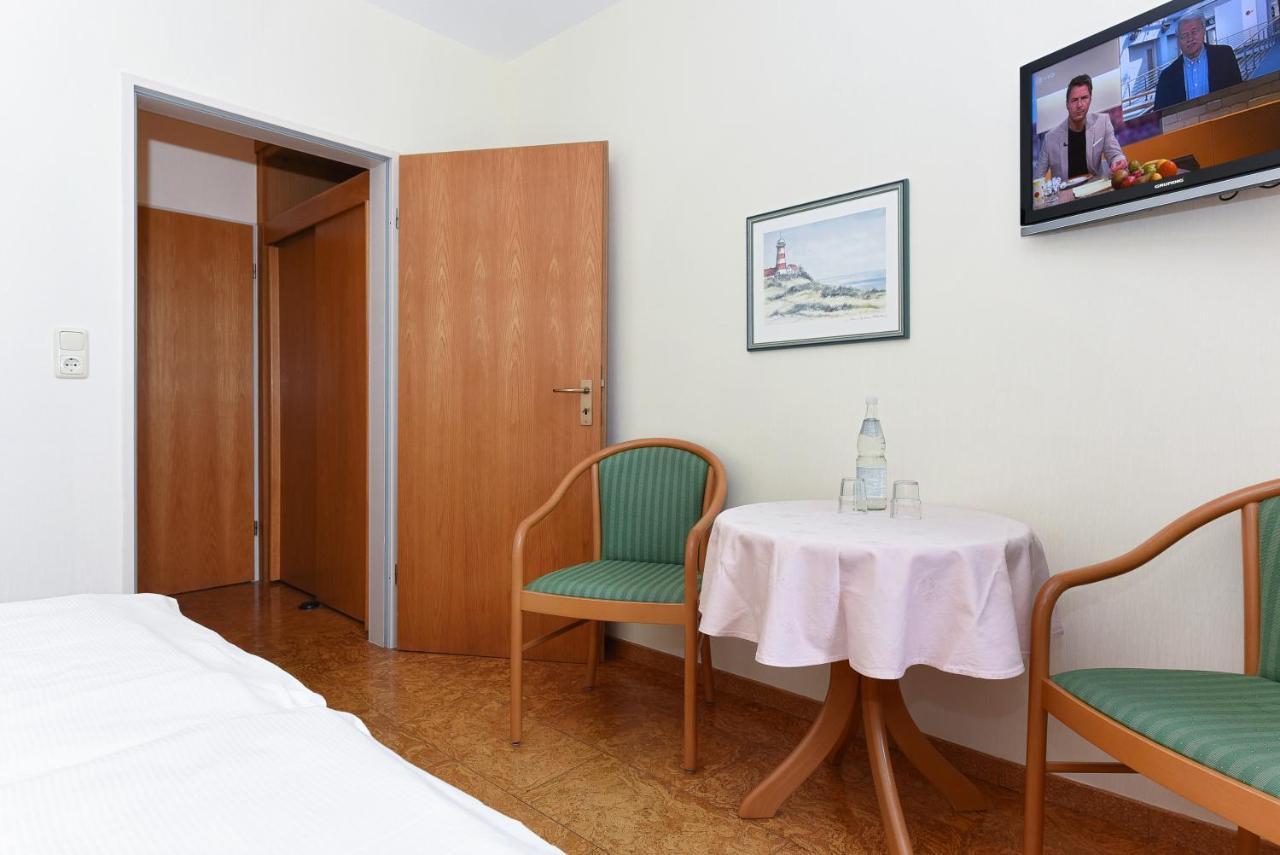 Hotel-Pension Stoertebeker Bensersiel Eksteriør bilde